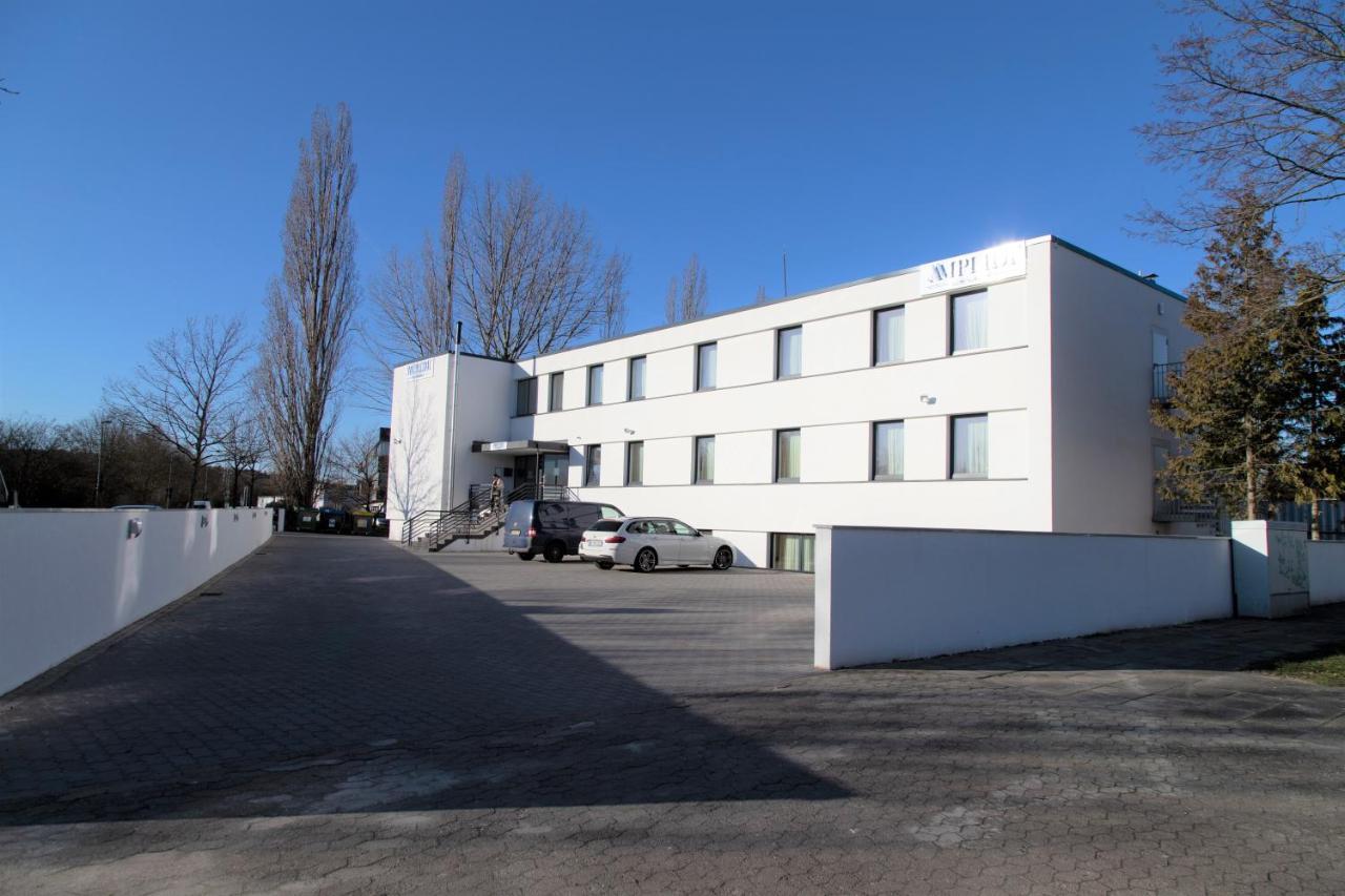 Amplidi Hotel Hanóver Exterior foto